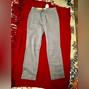 NWT LL Bean Perfect Fit Grey straight leg chinos.SZ6R Natural waistline